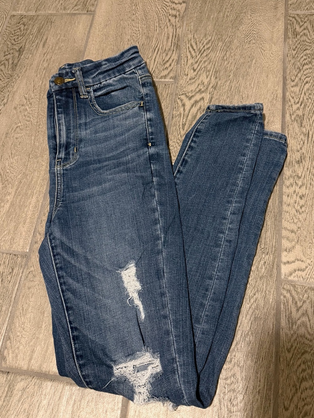 American Eagle Outfitters Dark Blue Distressed Skinny Jeans, Size 2